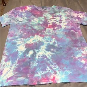 Glidan tye dye shirt